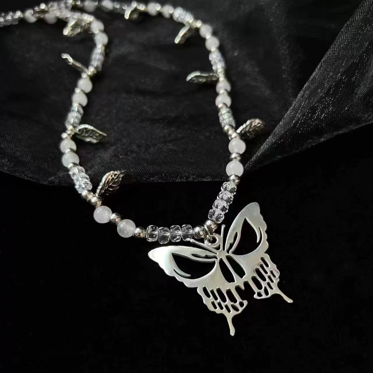 Sweet cool wind liquid butterfly necklace