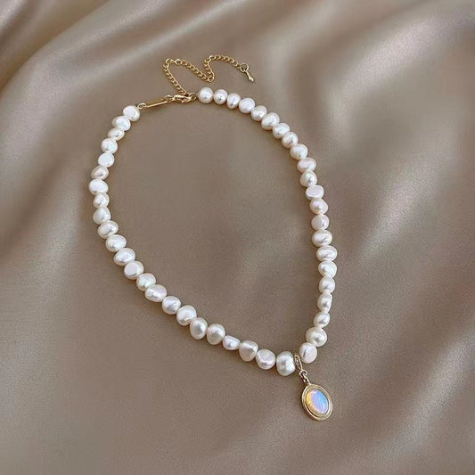 Love pearl pendant clasp chain