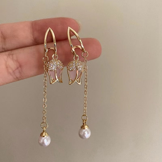 Misty flowers romantic cat's eye stone tulip pearl tassel earrings senior sense of light luxury Korean ladies earrings