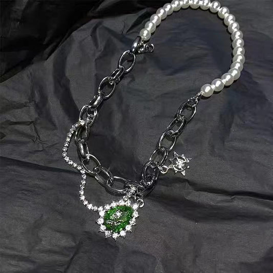 Cold wind green teardrop gemstone collarbone chain