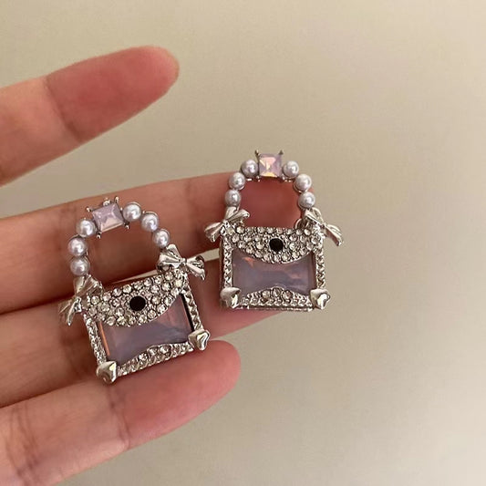 Fine to design senior sense of green crystal pearl bag earrings female fashion cute temperament light luxury earrings earrings studs