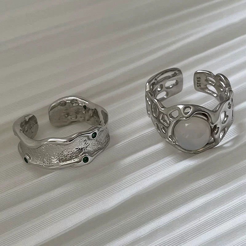 Green diamond shaped wide white agate ring