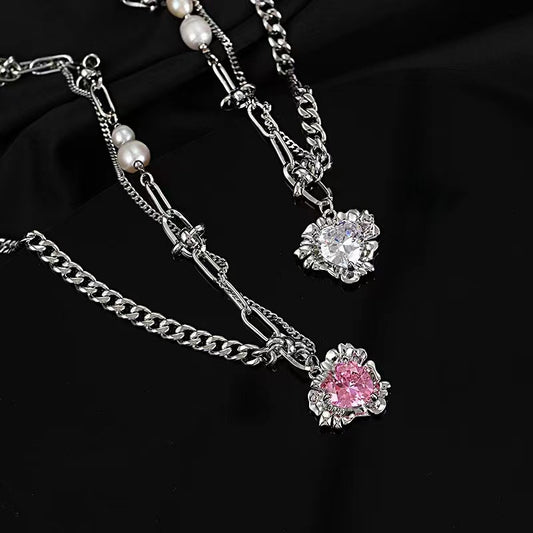 Love heart necklace female ins cold wind sweet cool personality stitching natural pearl peach heart zirconia pendant collarbone chain tide
