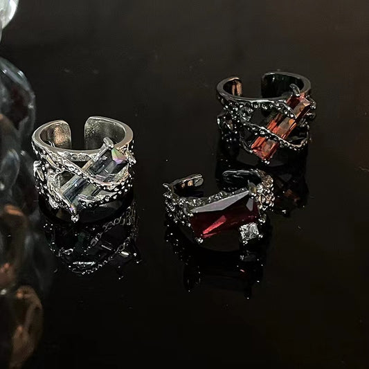 Thorn opening ring female dark zirconia ring