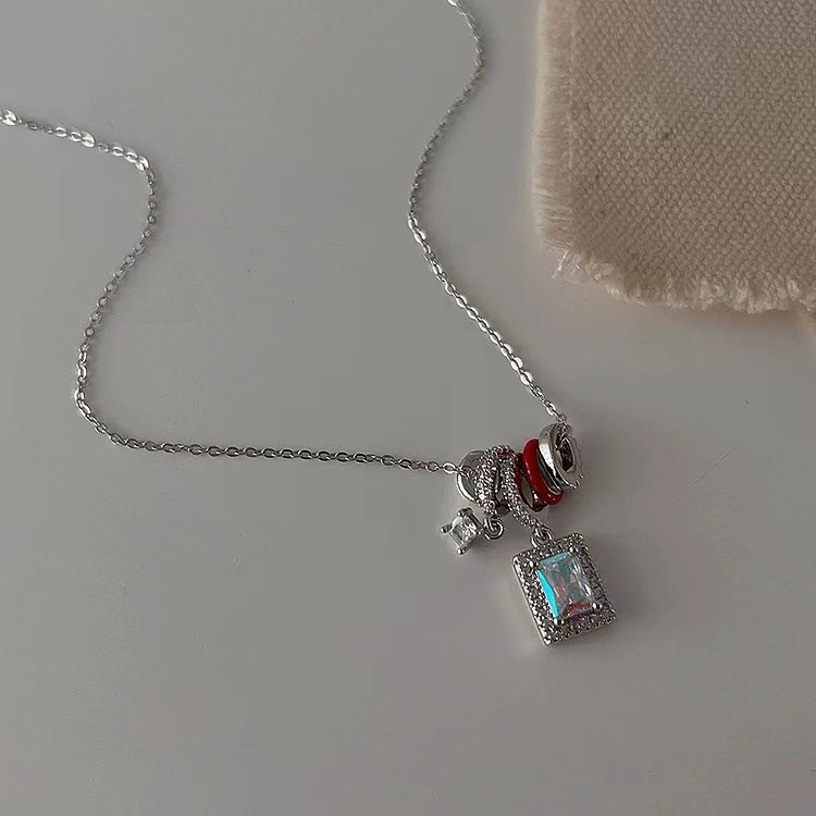 Niche design geometric square oil drip zirconia pendant necklace