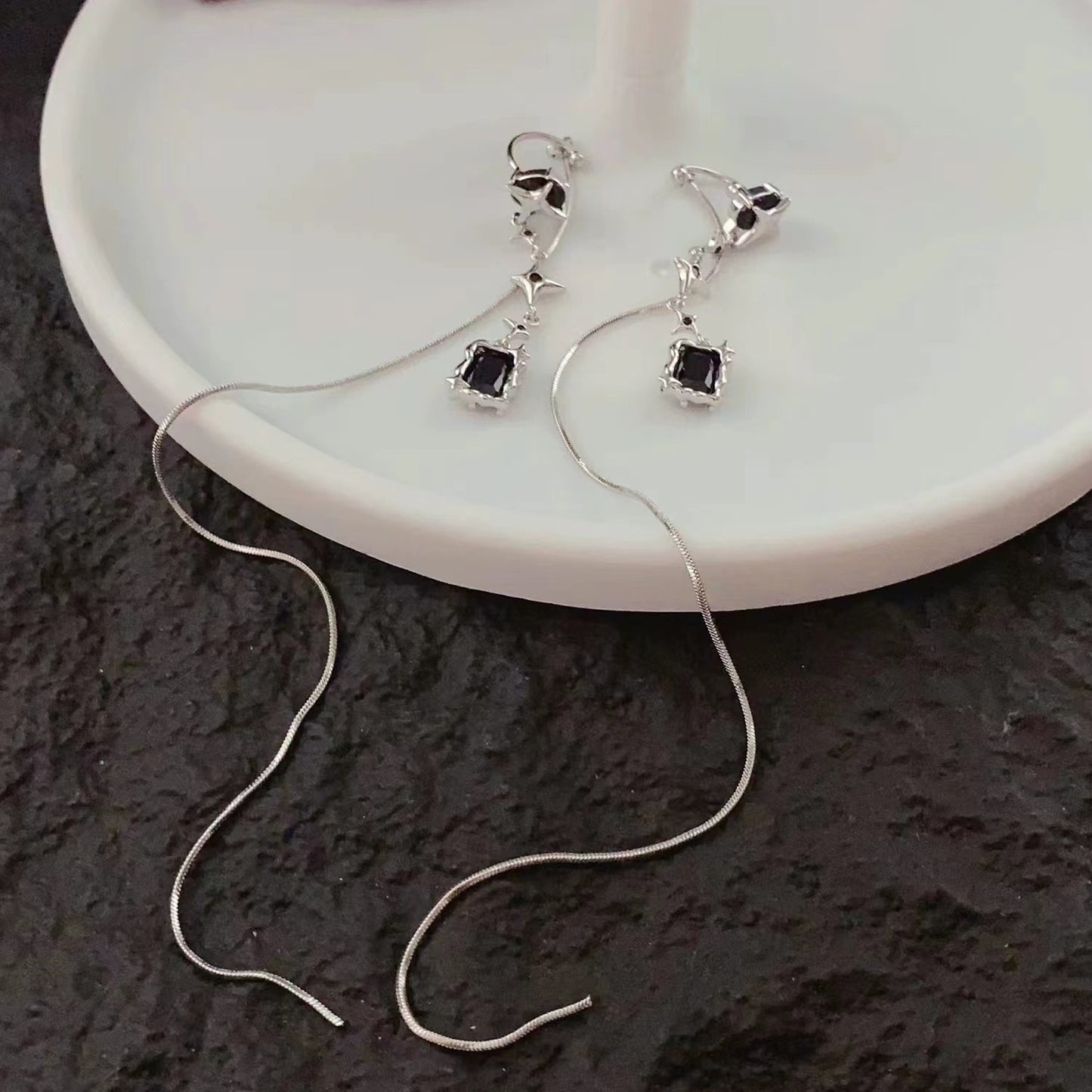 Sweet cool wind black mansard earrings female long tassel ear clips without ear holes earrings