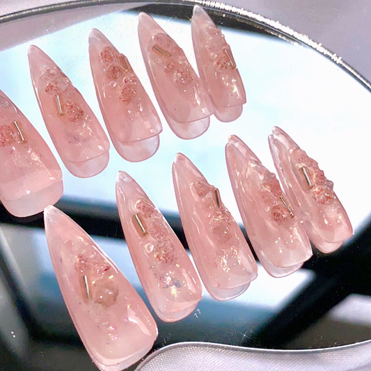 2022 New style handmade nail wear Strawberry crystal nail enhancement products Customized luxury high-end nail enhancement products Customized