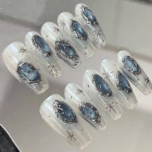 Wearing nails, hand-made halo dyeing, cool style, manicure patch, fake nails, light luxury, high grade, new autumn and winter 2022