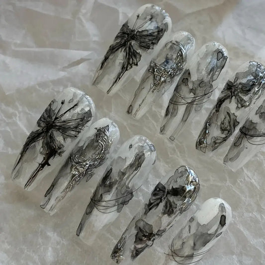 Butterfly spray painting popular style, flash, dark and spicy girl, small group removable nail enhancement