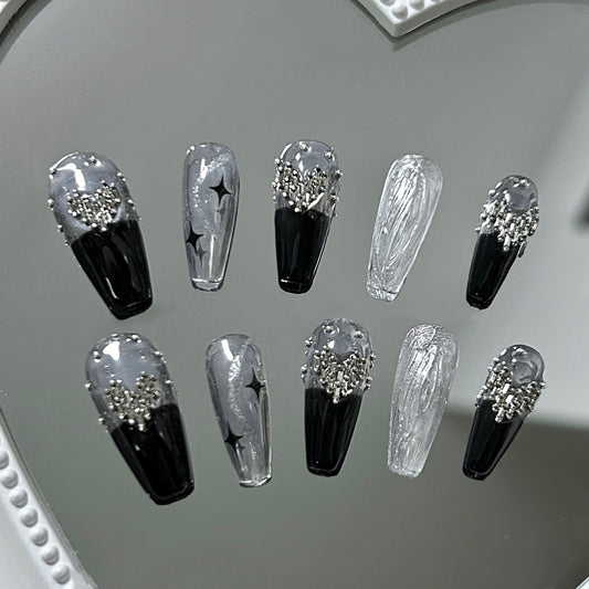 Advanced feeling full of metal, dark punk style, Croix heart, hot girl nail enhancement, white, pure handmade wear