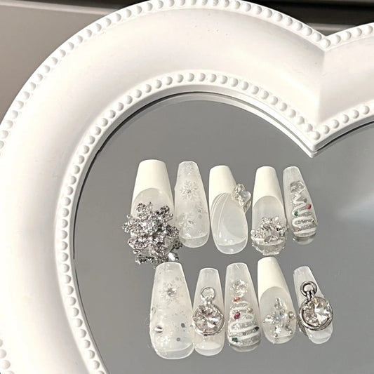 Color advanced feeling wearing false nail showing white nail patch white Christmas tree nail patch customization