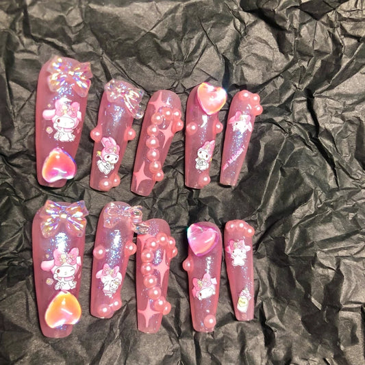 Pink cute Y2K Millennium Spicy Girls love to wear nail enhancements