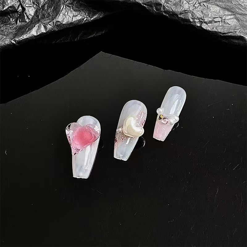 Customized nails with a high sense of taste, hand-painted design nails