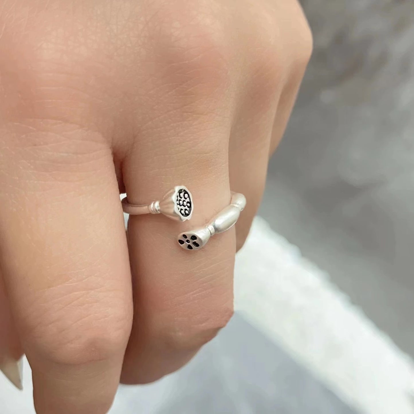 Colorful love ring female niche design with diamond finger ring