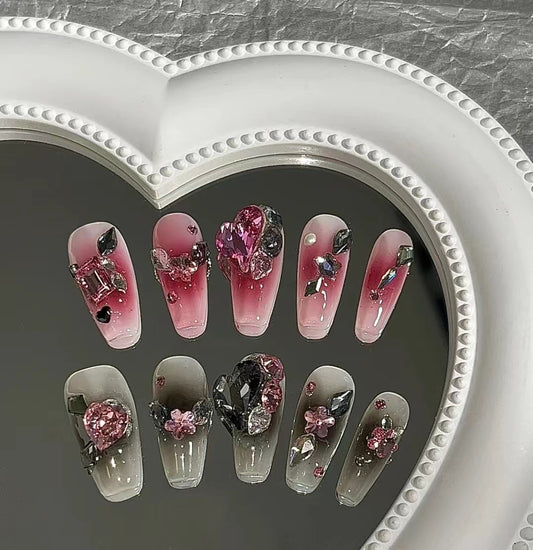 Customized nails with a high sense of taste, hand-painted design nails