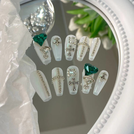 Customized nails with a high sense of taste, hand-painted design nails