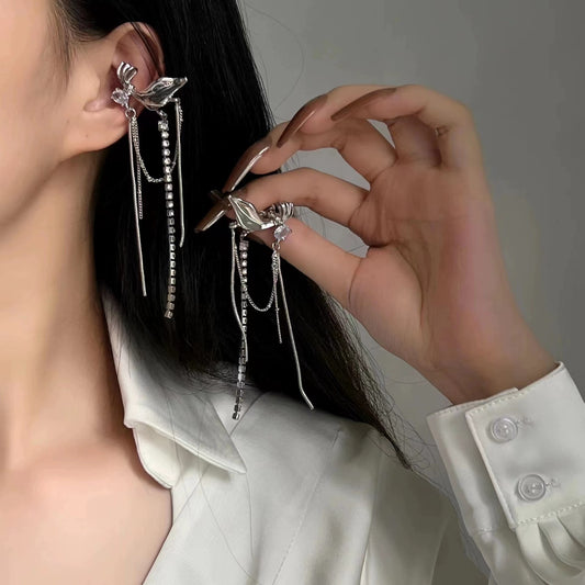Elf ear hanging cold wind earrings female niche design butterfly tassel chain earrings light luxury sense earrings