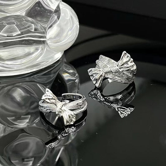 Niche Design Irregular Pleated Bow Candy Ring
