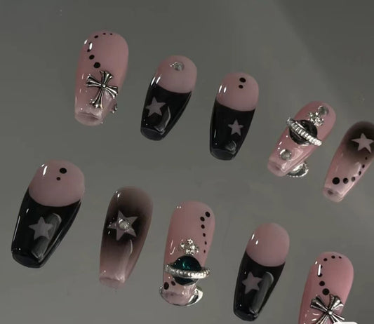Customized nail enhancement, beautiful and affordable