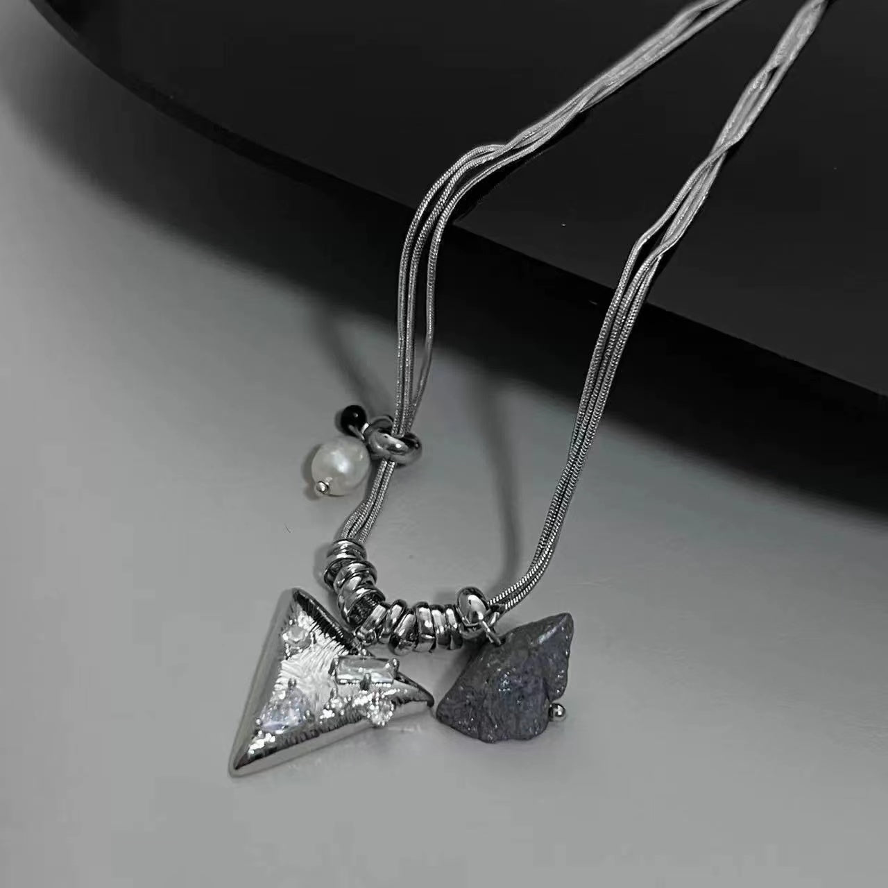 Pure Desire Alien Niche Necklace