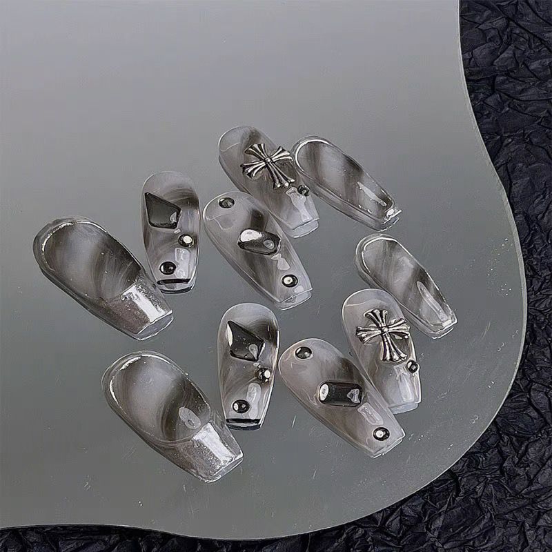 White and transparent black halo magic mirror pink Crocodile nail art