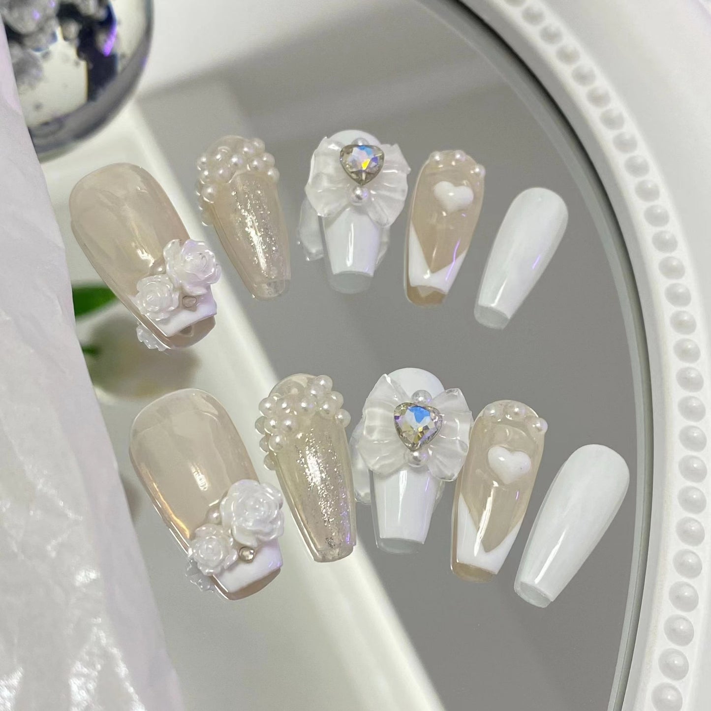 Customized nails with a high sense of taste, hand-painted design nails