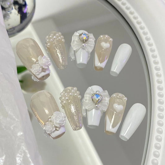 Customized nails with a high sense of taste, hand-painted design nails