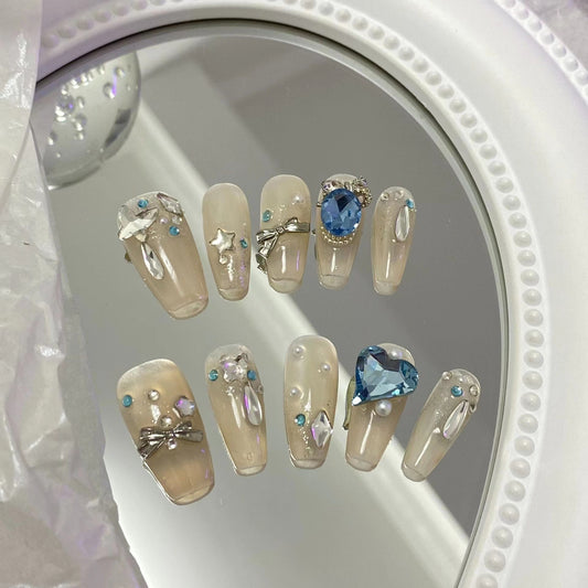 Customized nails with a high sense of taste, hand-painted design nails