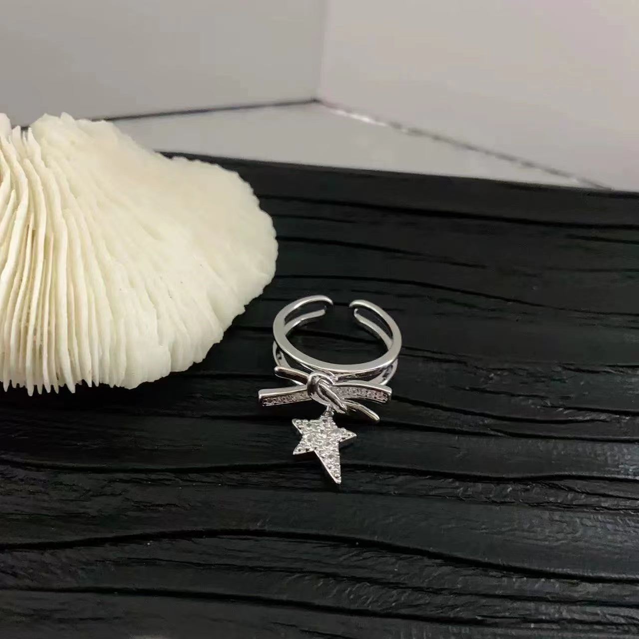New star rhinestone knotted open ring female tassel chain fashion finger ring