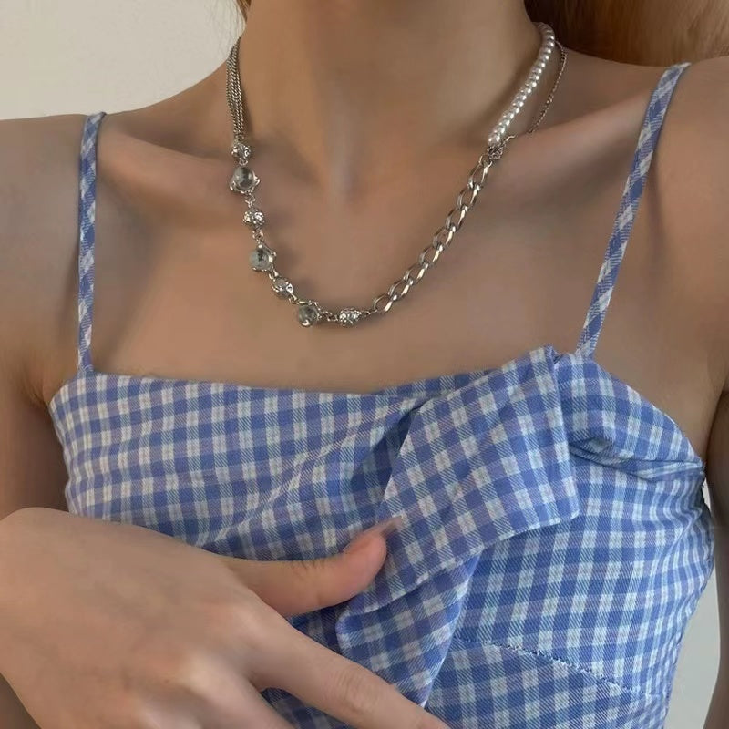 Sweet cool personality round bead splicing pearl necklace female light luxury niche ins hip-hop cold wind design sense collarbone chain