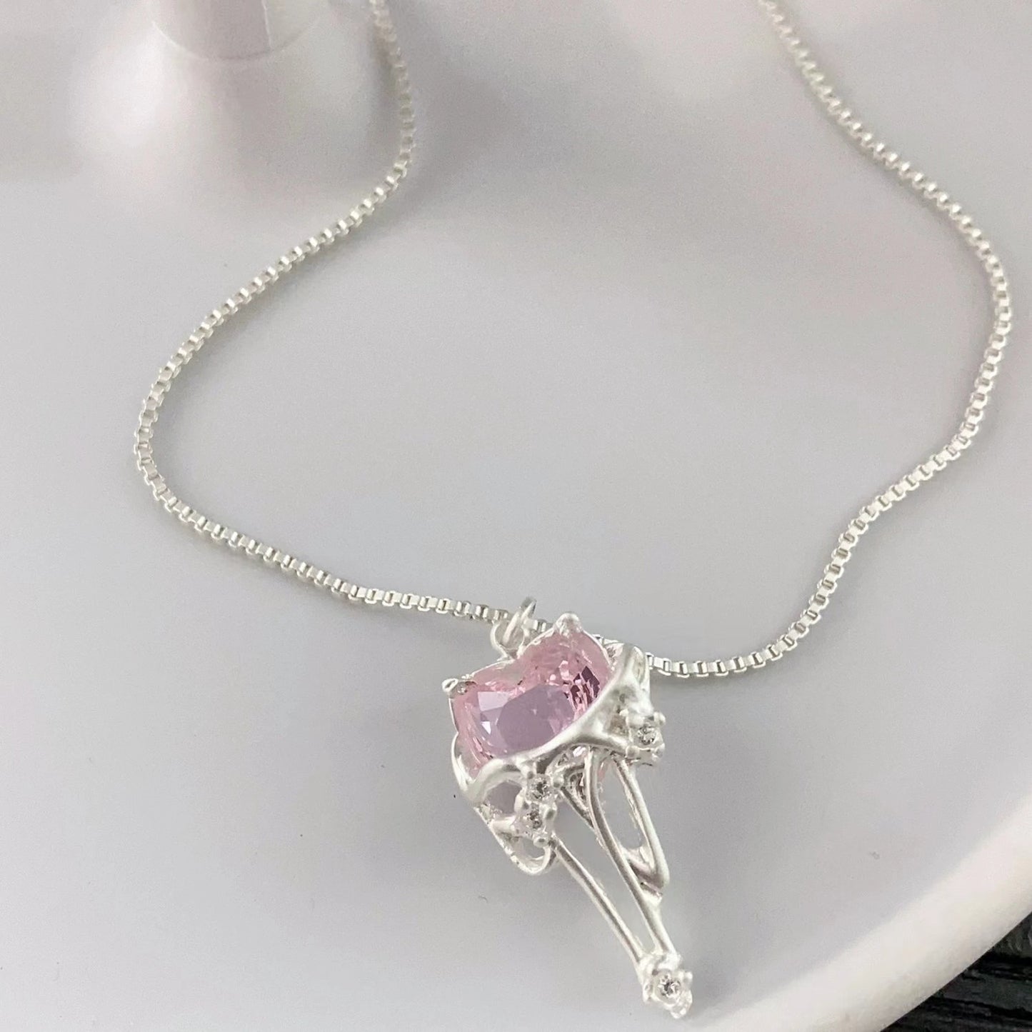 Pink zirconium love niche design necklace earrings studs collarbone chain simple fashion accessories