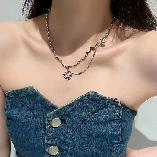Moonstone stitching star mans bone knot fringe necklace female niche design cold wind 2022 new collarbone chain tide