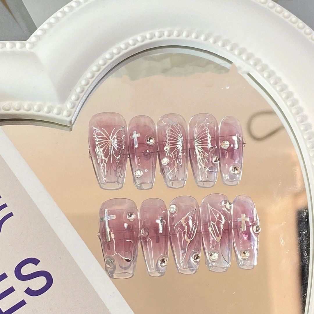New European and American style blush butterfly nail art