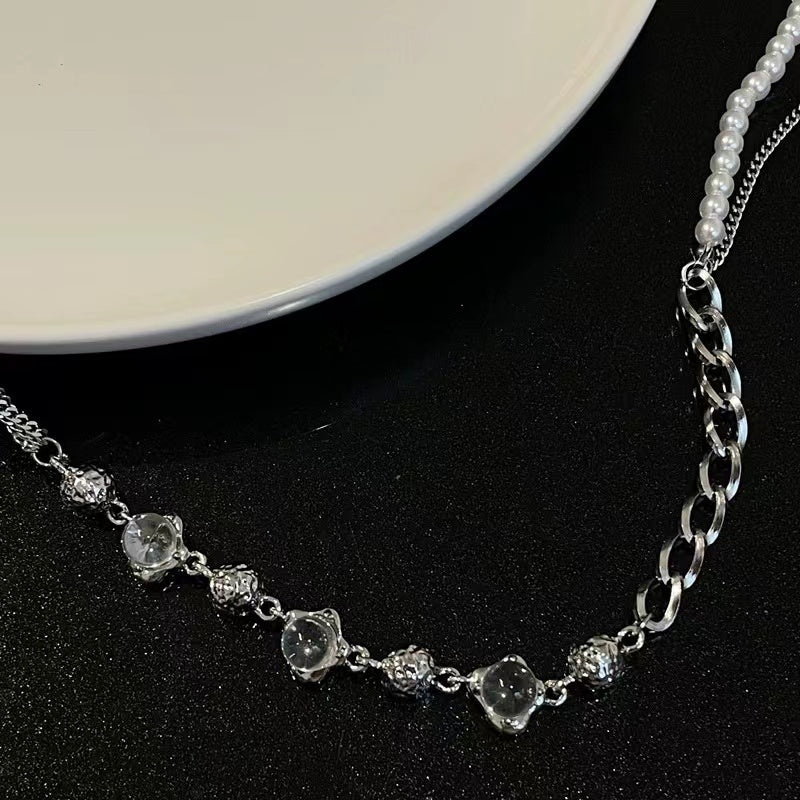 Sweet cool personality round bead splicing pearl necklace female light luxury niche ins hip-hop cold wind design sense collarbone chain