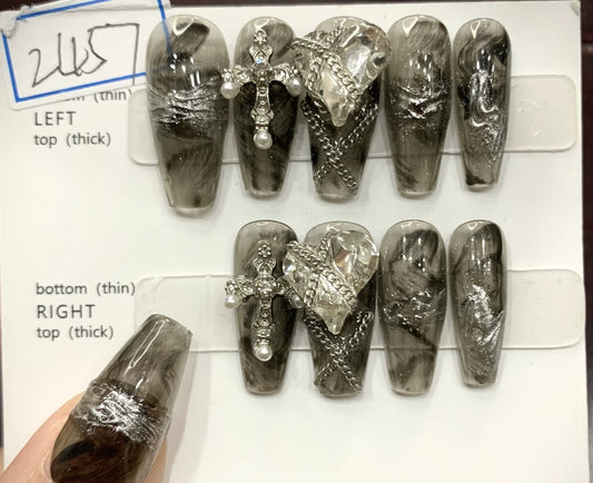 Handmade wear nail black Crocodile crooked heart big diamond models finished fake nails students