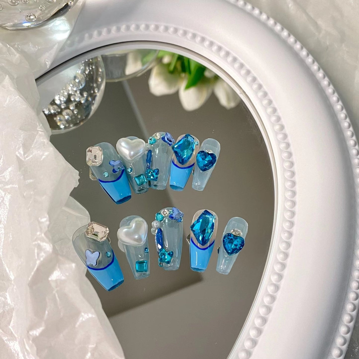 Customized nails with a high sense of taste, hand-painted design nails