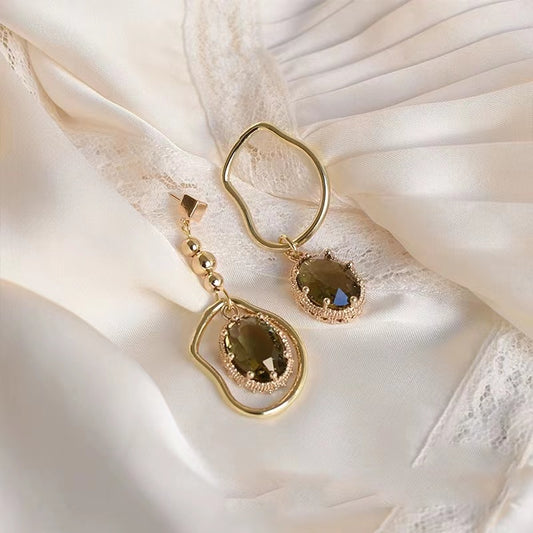 asymmetric translucent Tan crystal diamond asymmetric Earrings