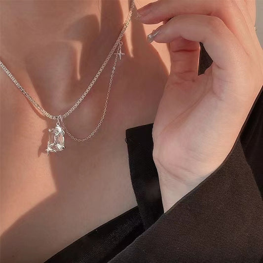 Irregular zirconia star star awning necklace female ins2022 new personality hundred with light luxury niche design sense tide