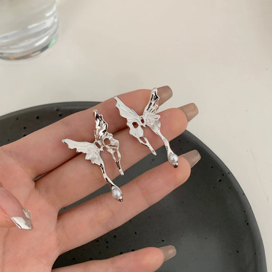 S925 silver pin sweet cool hot girl liquid butterfly senior sense earrings niche design sense cold sex style earrings