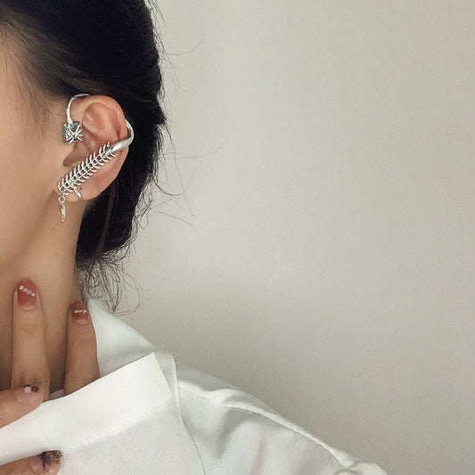 Small crowd design sense ear loop earrings women's European and American personality hip-hop earless earrings punk ear clip fashion