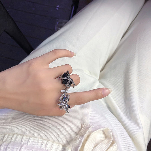 European and American Design Black Thorn Love Ring Cool Wind Open Ring