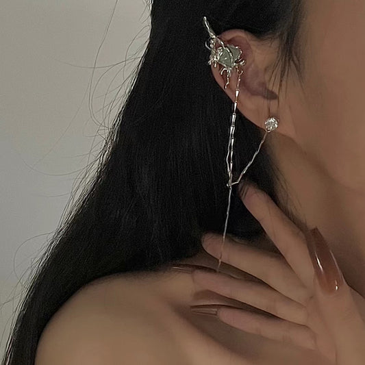 Green Wild Elf Ear Clip Ear Studs One piece No Ear Hole Female Sweet Cool Small crowd Design Wing Tassel Ear Bone Clip 2022