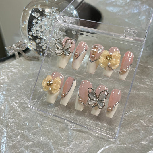 Hand-worn armor, T-shaped metal opal butterfly, super temperament, super white, available for pregnant women and students