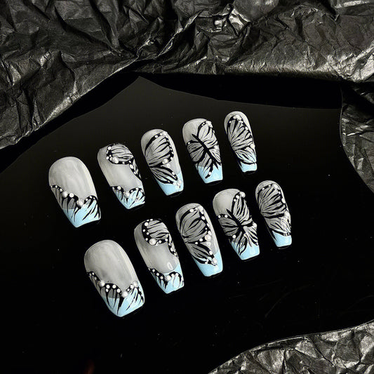 The Ghost of the Secret Service | The glittering atmosphere in summer, the handmade nail enhancement, the white and cold feeling, the high-level hand-painted French style wear